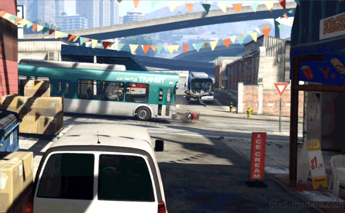 GTA5ストーリーミッション『チョップ』バスと衝突するＤ
