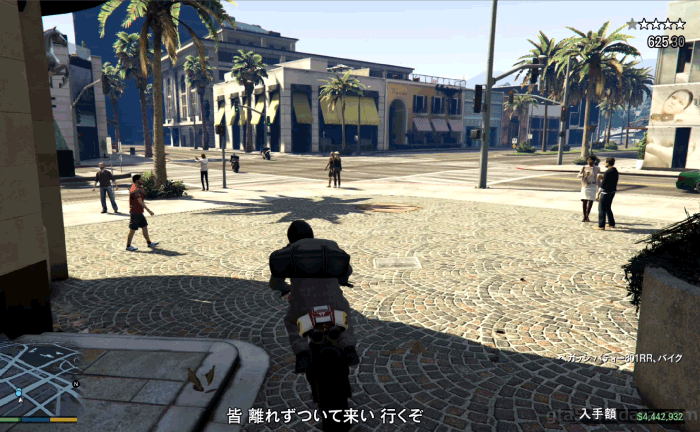 GTA5ストーリーミッション『強盗：宝石店（派手）』バイクで逃走する